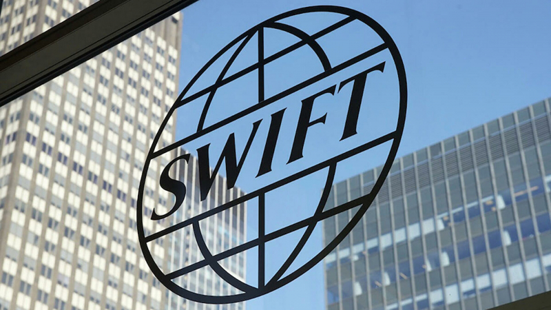 На Западе назвали отключение России от SWIFT проблематичным, сообщили СМИ