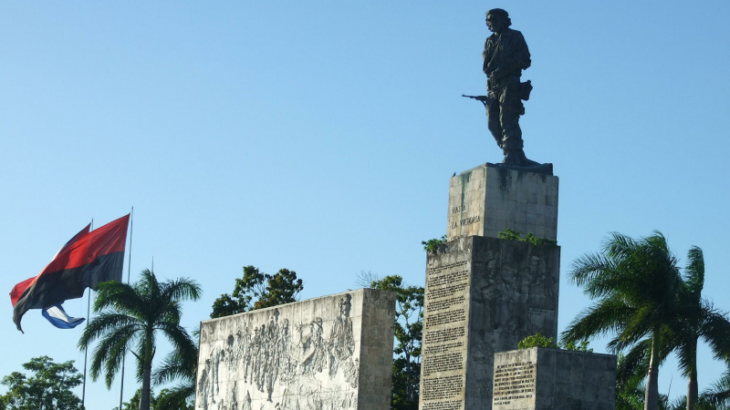 В конгрессе США призвали Байдена снять некоторые ограничения против Кубы